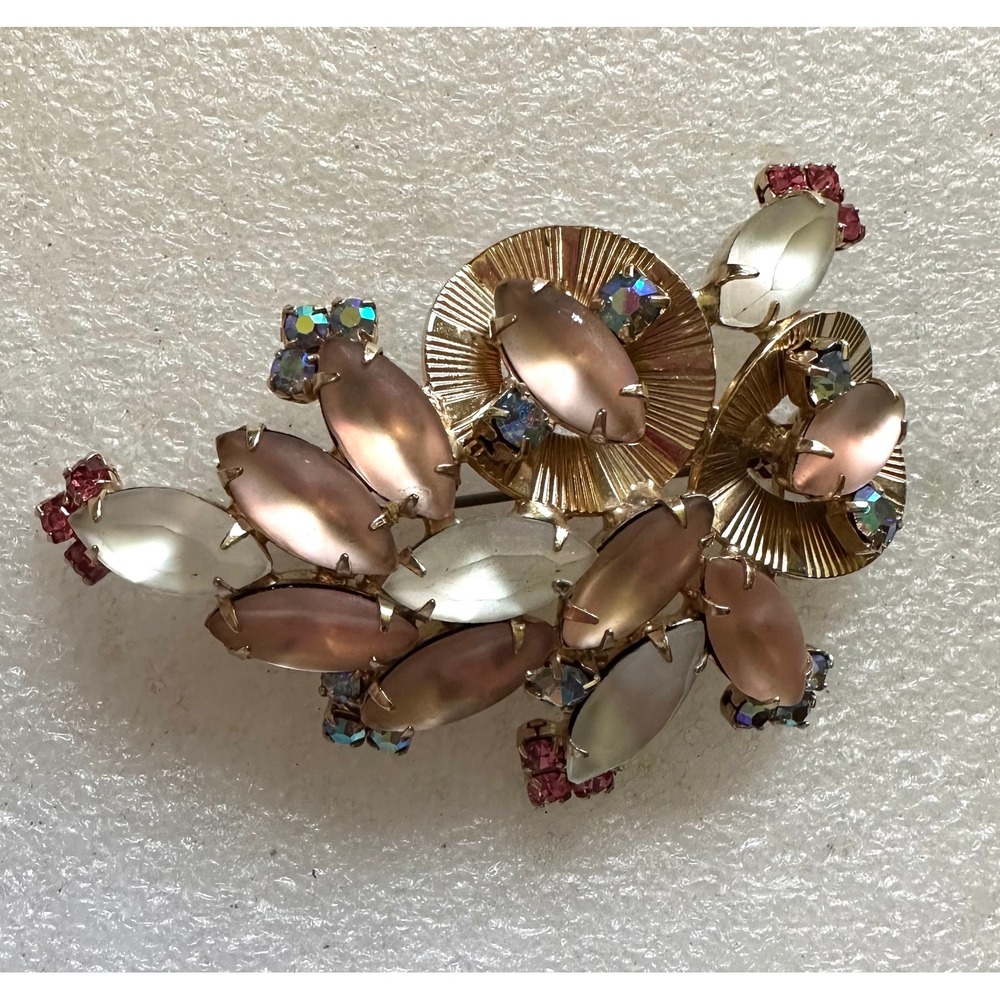Vintage Hobe' Frosted Pink & White Rhinestone Pin